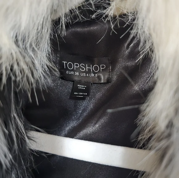 Topshop Vintage Black And White Faux Fur Coat Excellent Condition Size 4 - Picture 3 of 8
